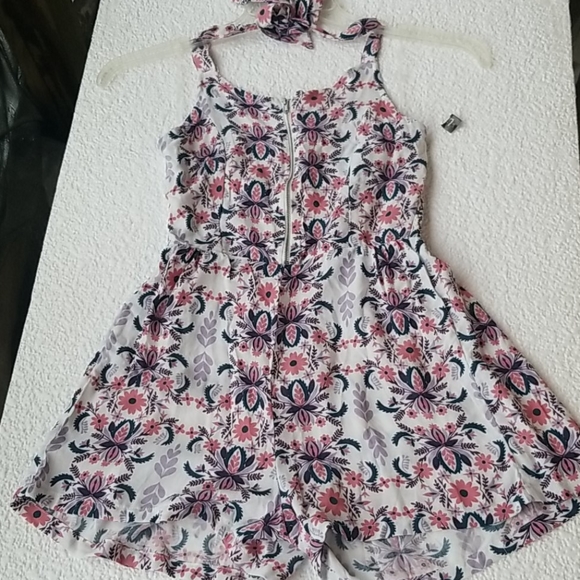 Romper - Picture 3 of 7